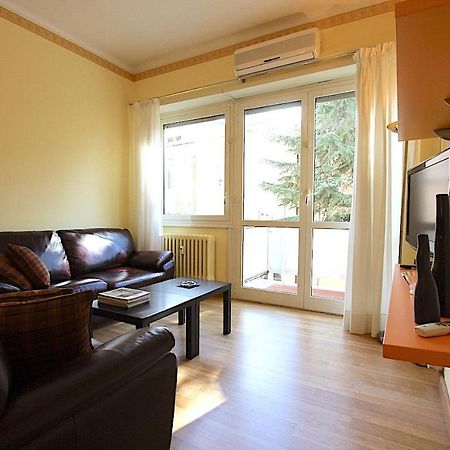 Appartamento Corso Francia 1Br Roma Esterno foto
