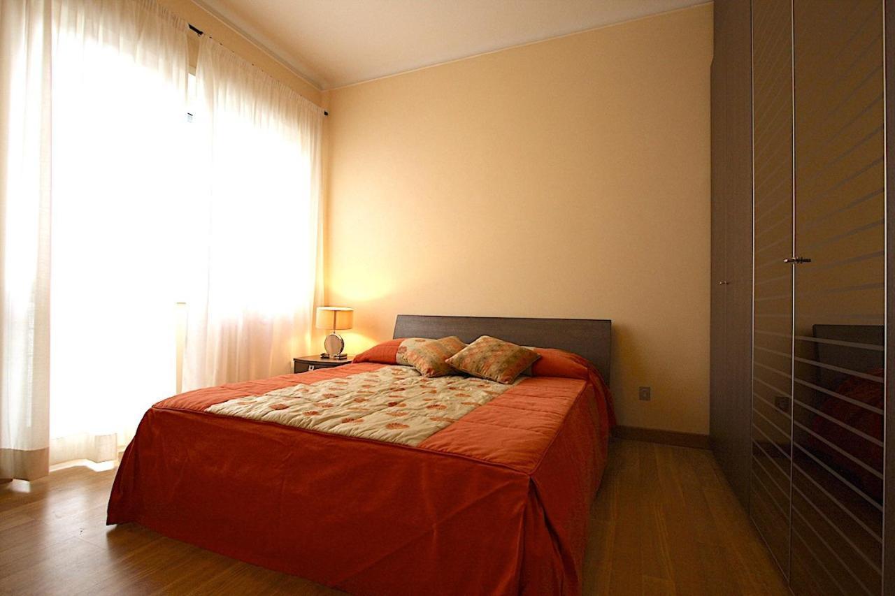 Appartamento Corso Francia 1Br Roma Esterno foto
