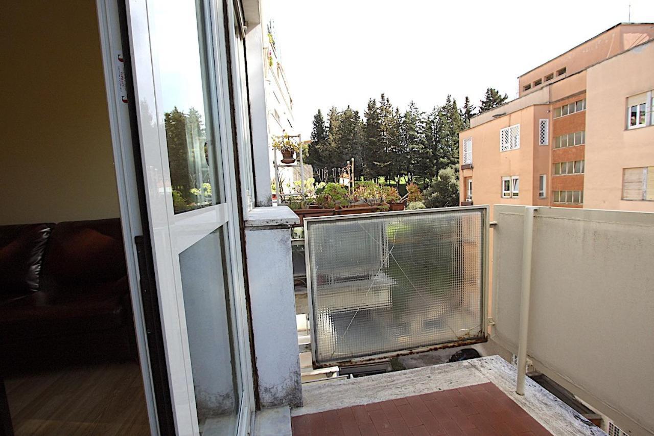 Appartamento Corso Francia 1Br Roma Esterno foto