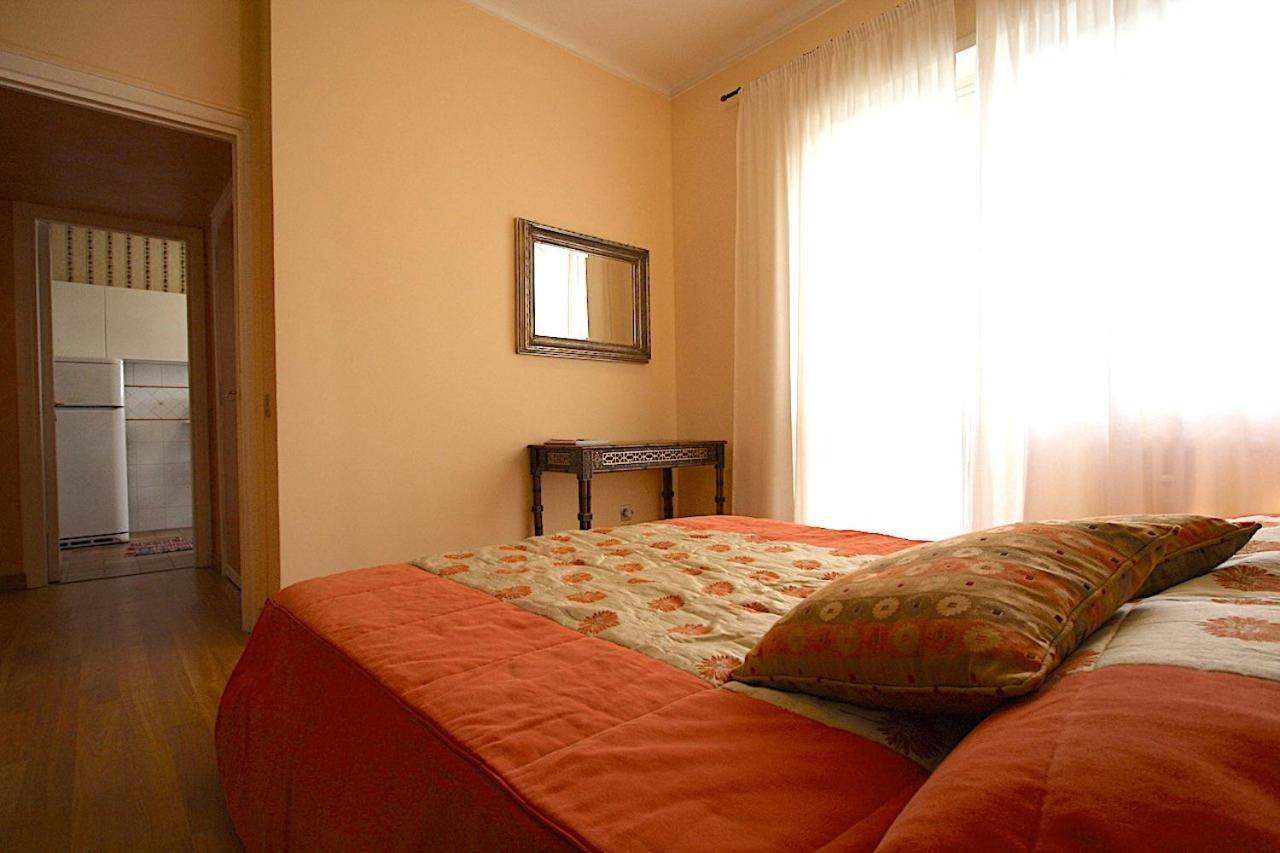 Appartamento Corso Francia 1Br Roma Esterno foto