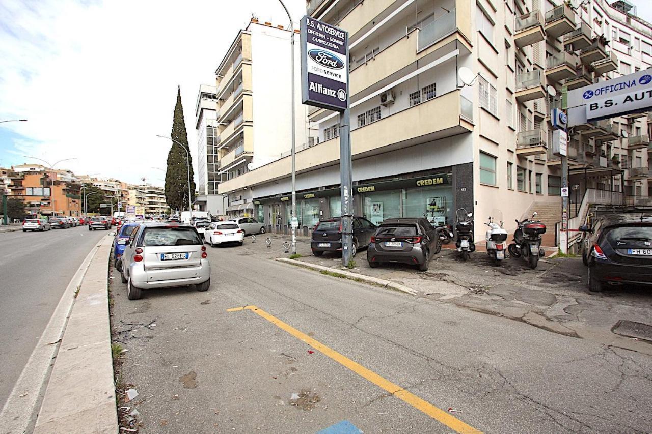 Appartamento Corso Francia 1Br Roma Esterno foto